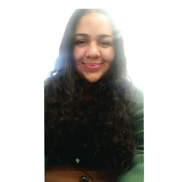 Meet your Posher, Chalia - Picture 1 of 1